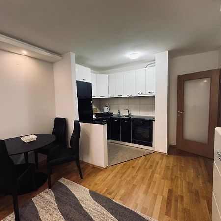 Ognjen Apartman Donje Mladice Buitenkant foto